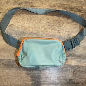 New Lululemon Belt Bag